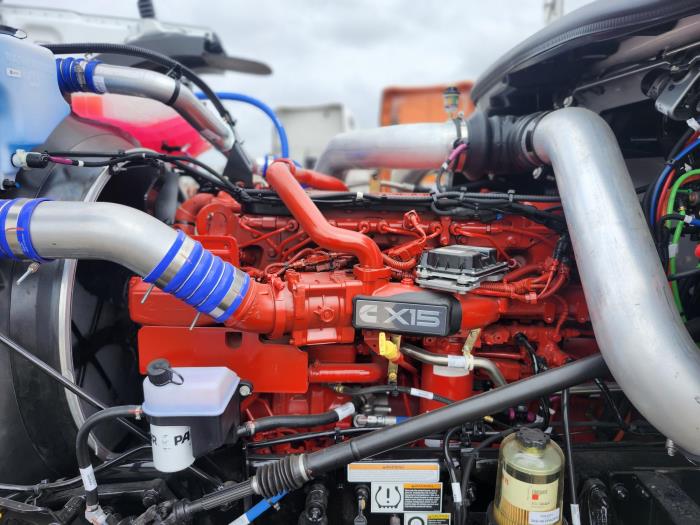 2027 Peterbilt 589-9