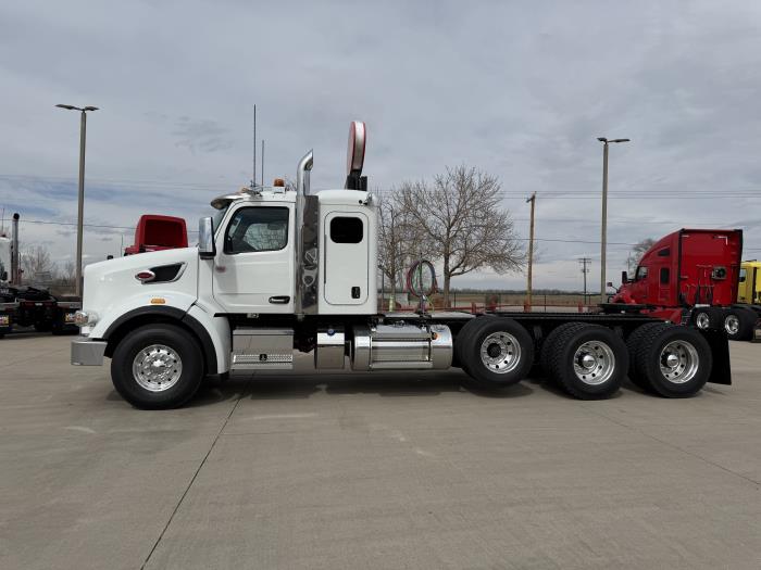 2027 Peterbilt 567 - image 3