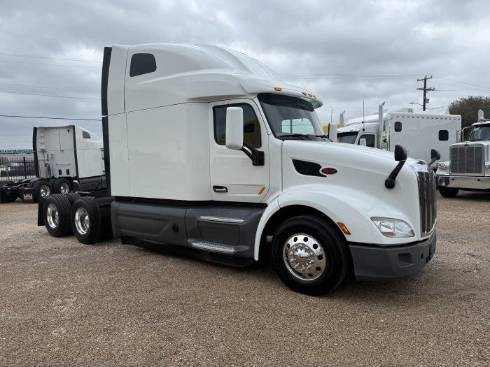 2021 Peterbilt 579-27