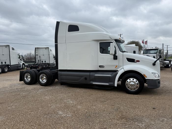 2021 Peterbilt 579-1