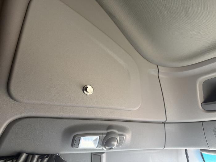 2023 Peterbilt 579-13