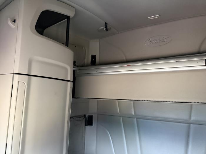 2023 Peterbilt 579-14