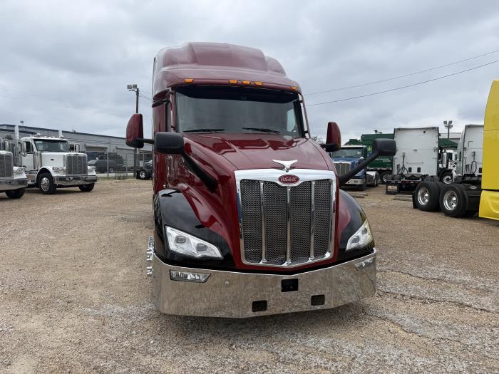 2023 Peterbilt 579-25