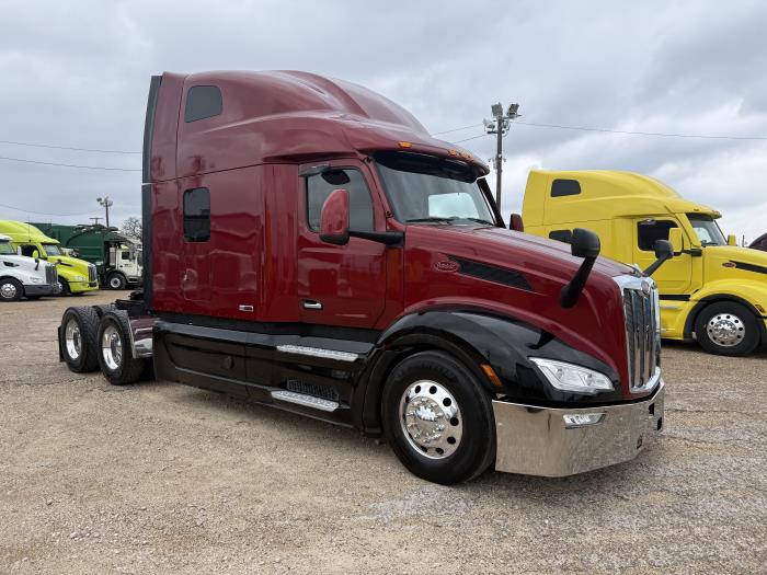2023 Peterbilt 579-28