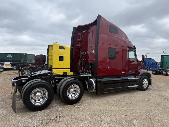 2023 Peterbilt 579-34