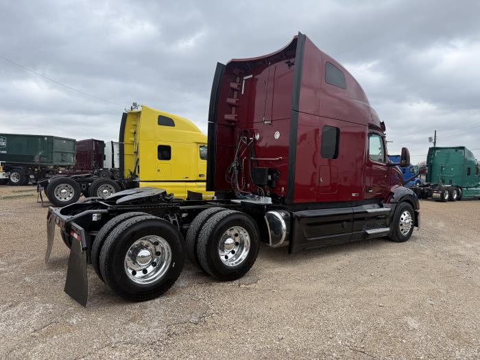2023 Peterbilt 579-35