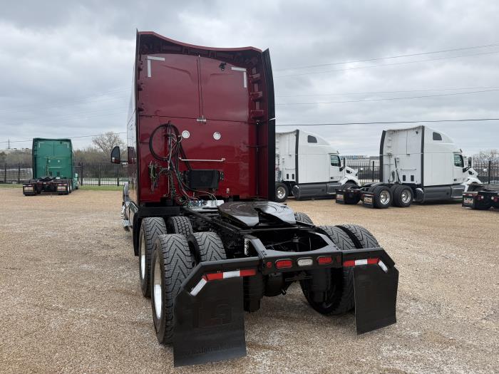 2023 Peterbilt 579-40