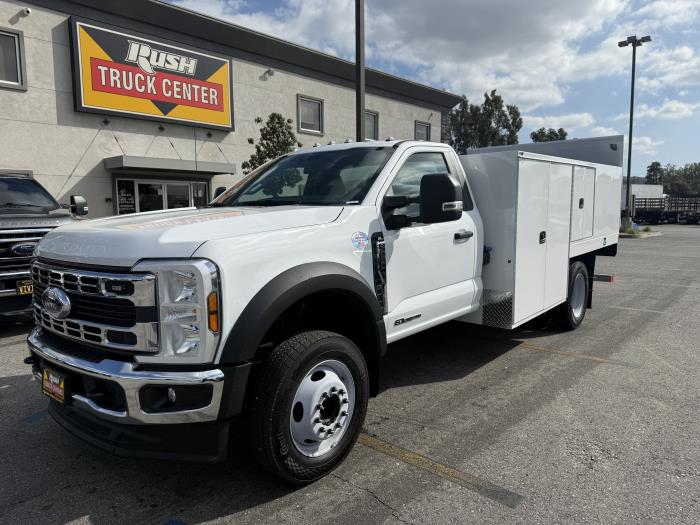 2024 Ford F-550-1