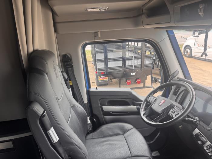 2023 Kenworth T680-4