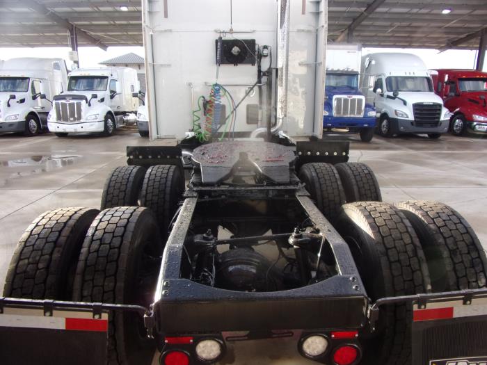 2020 Peterbilt 579-5