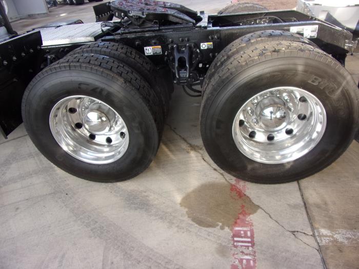 2020 Peterbilt 579-7