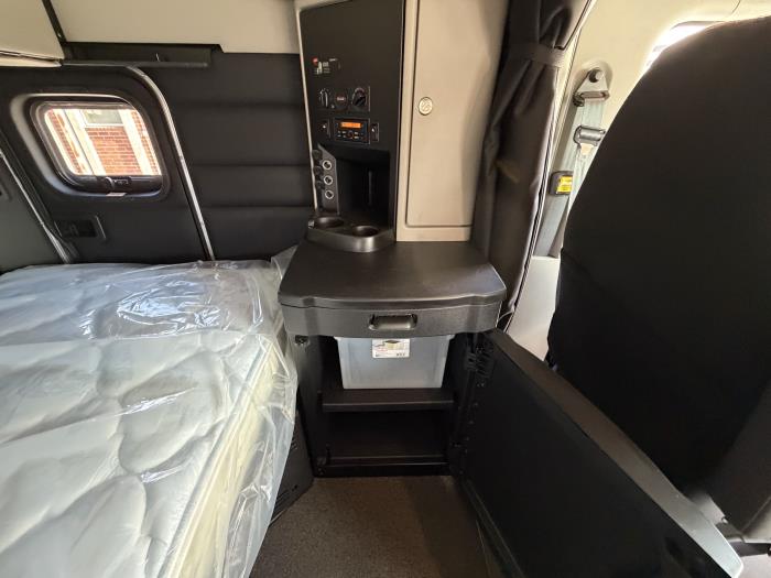 2027 Peterbilt 589-29