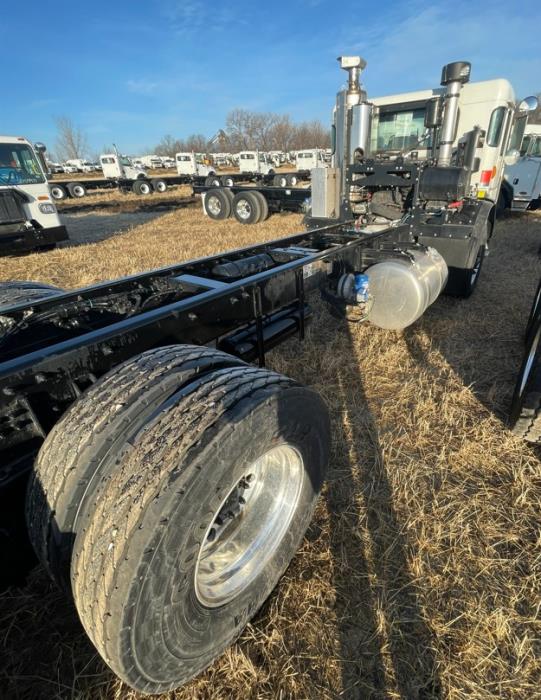 2025 Peterbilt 520-6