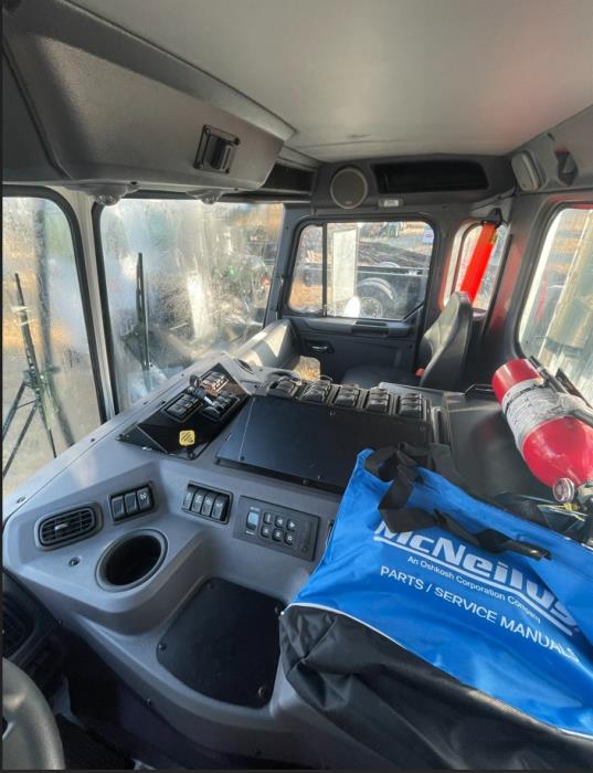 2025 Peterbilt 520-10