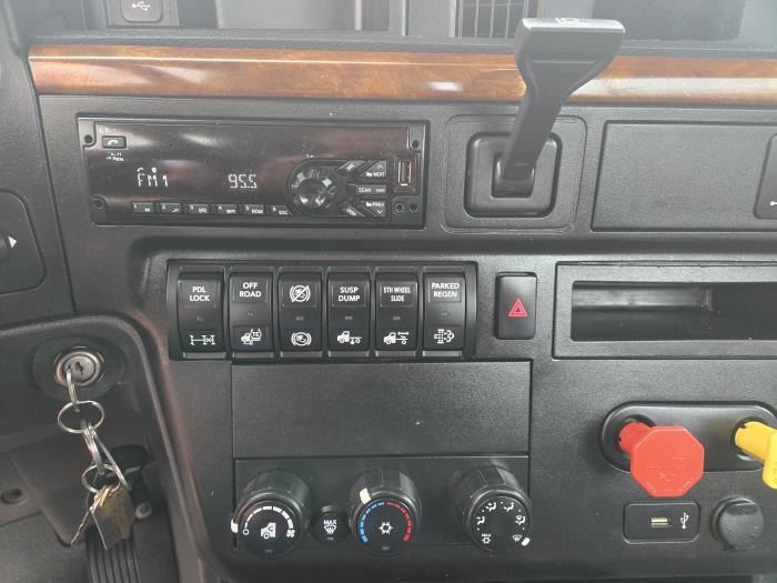 2020 International LT625-9