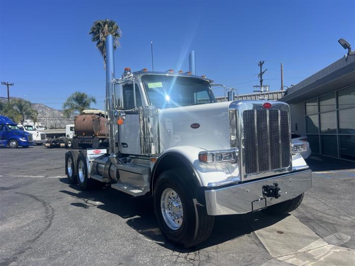 2027 Peterbilt 589-4
