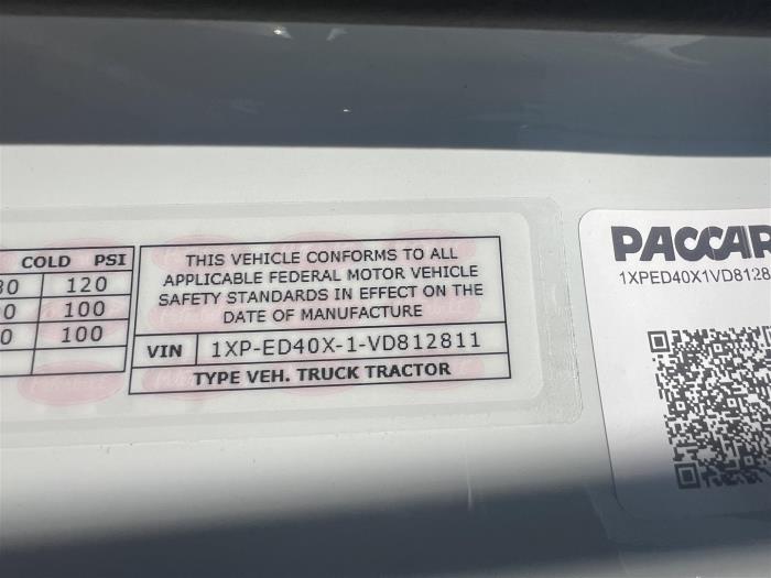 2027 Peterbilt 589-29