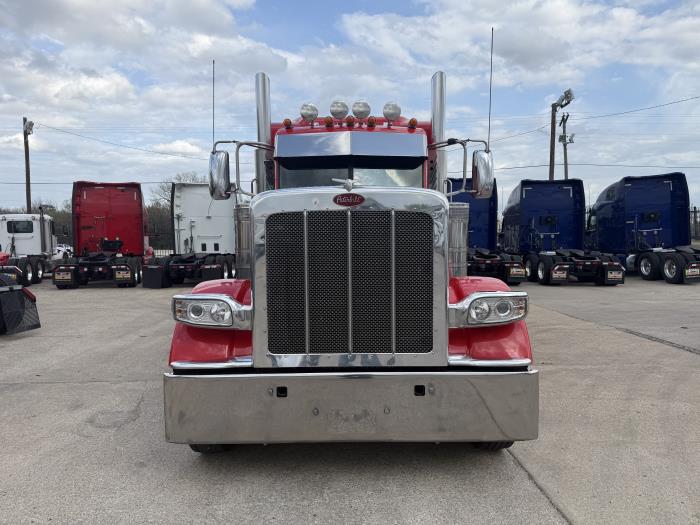 2022 Peterbilt 389-20