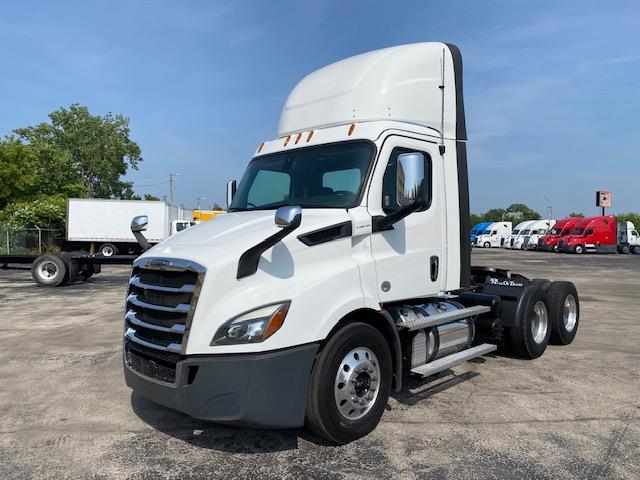 2021 Freightliner Cascadia-1