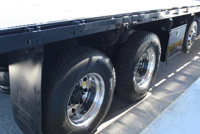 2019 Peterbilt 567-8