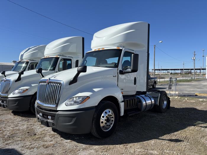 2021 International LT625-0