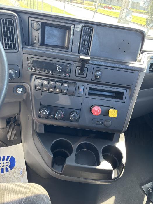 2021 International LT625-9