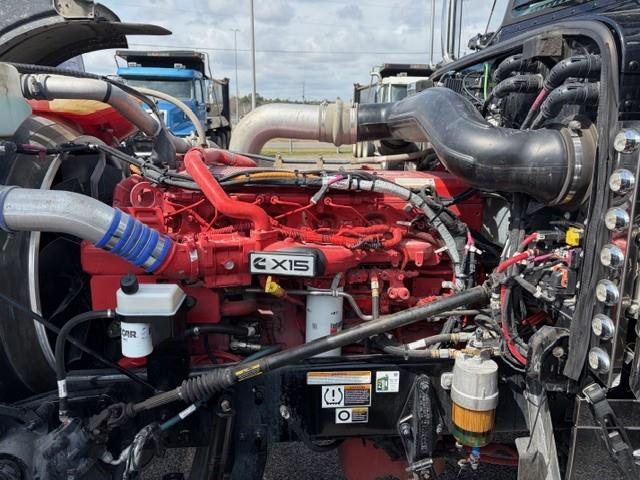 2023 Peterbilt 389-7