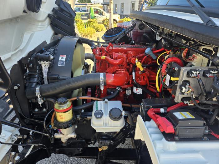 2020 Freightliner Business Class M2 106-16