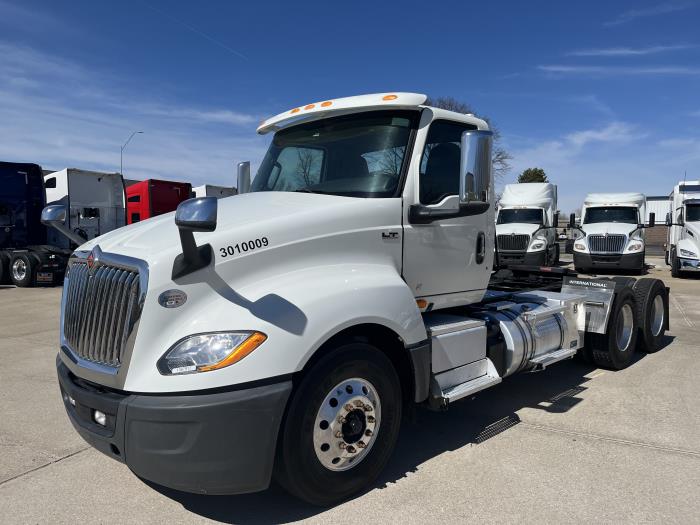 2021 International LT625-0