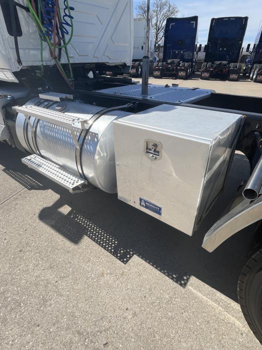 2021 International LT625-2