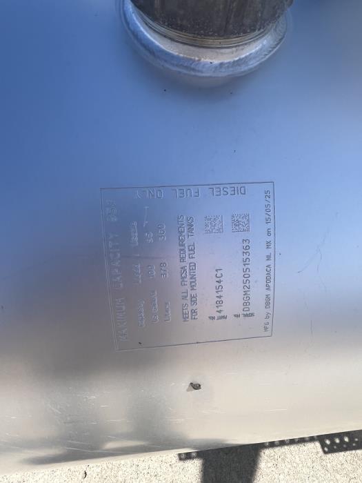 2021 International LT625-4