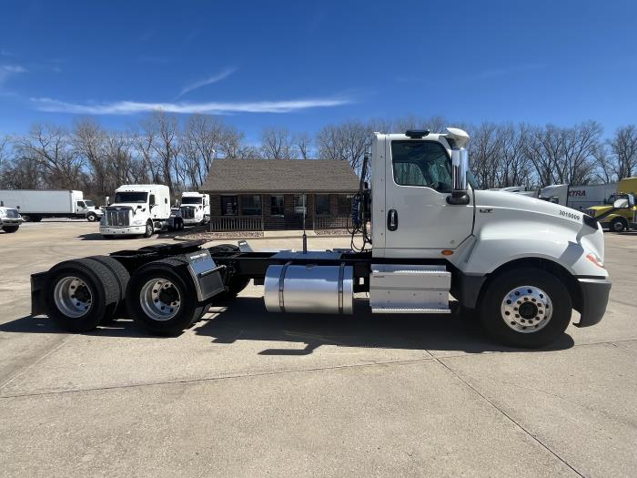 2021 International LT625-5