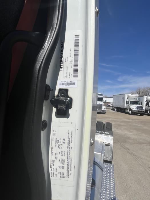 2021 International LT625-10