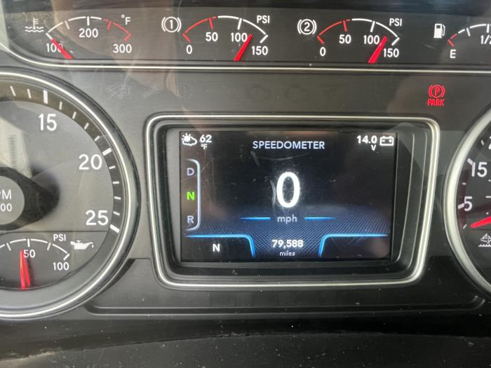 2021 International LT625-14