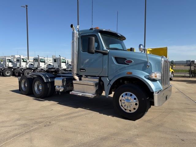 2023 Peterbilt 567-10