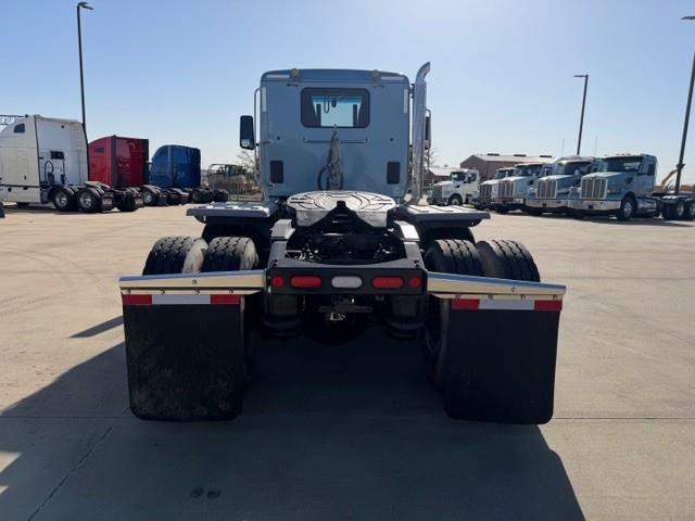 2023 Peterbilt 567-6