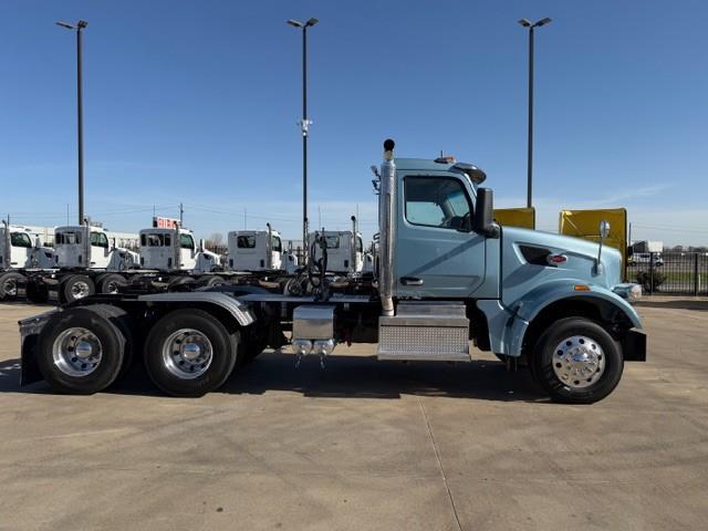 2023 Peterbilt 567-9