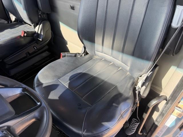 2023 Peterbilt 567-17