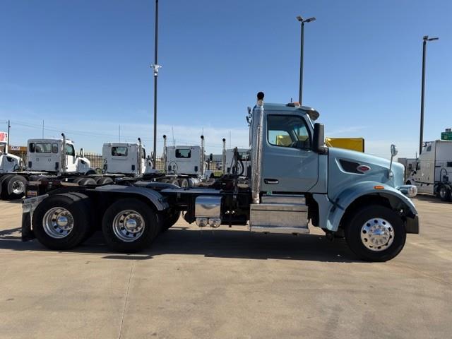 2023 Peterbilt 567-9