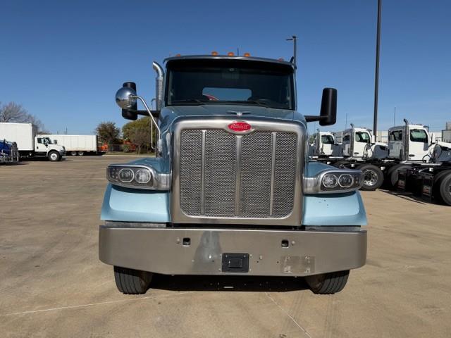 2023 Peterbilt 567-12