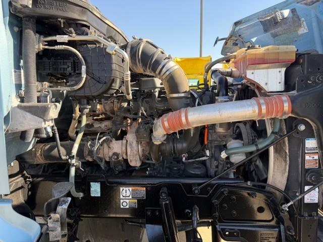 2023 Peterbilt 567-18