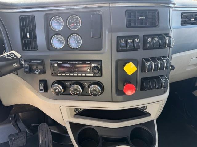 2023 Peterbilt 567-24