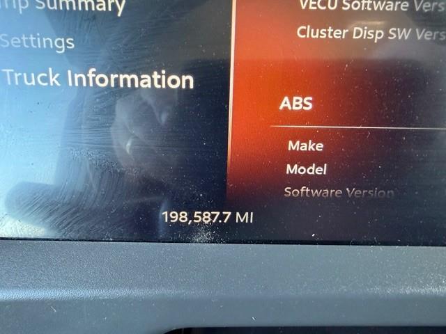 2023 Peterbilt 567-29