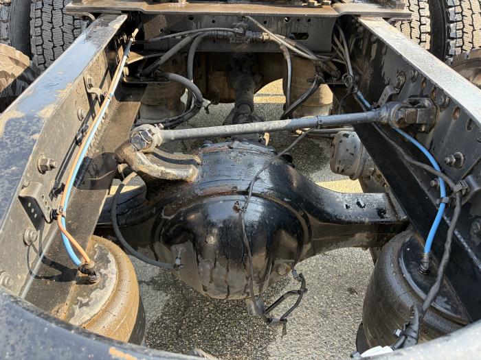 2020 Freightliner Cascadia-8