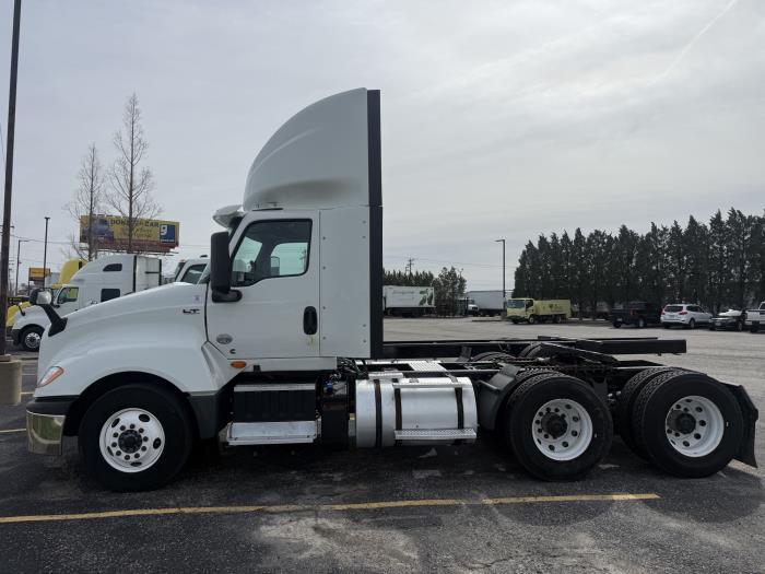 2022 International LT625-2