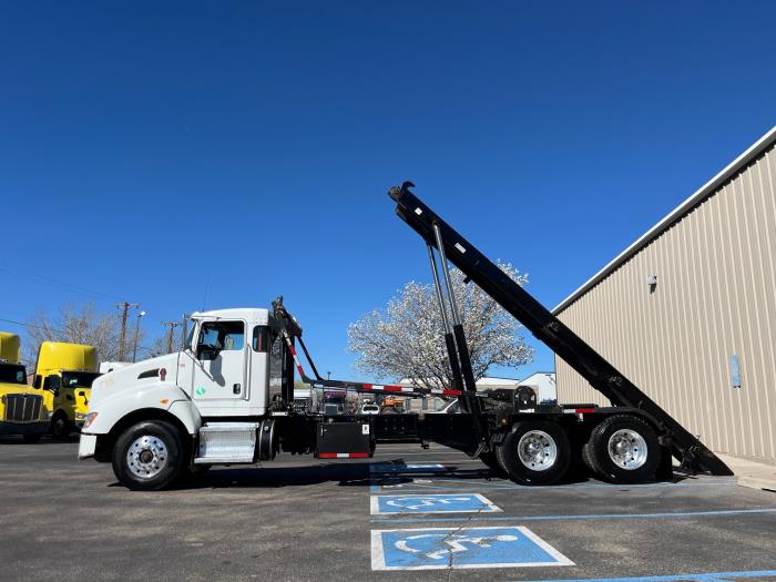 2016 Kenworth T440-2