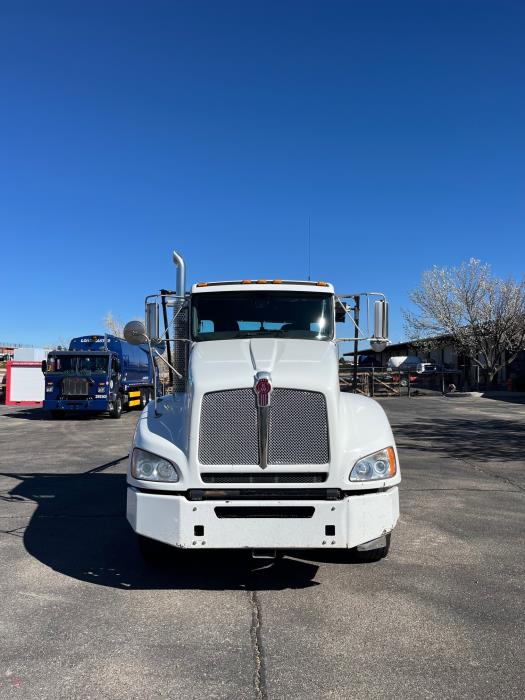 2016 Kenworth T440-8