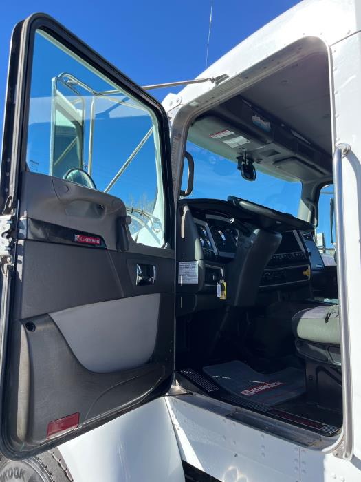 2016 Kenworth T440-9