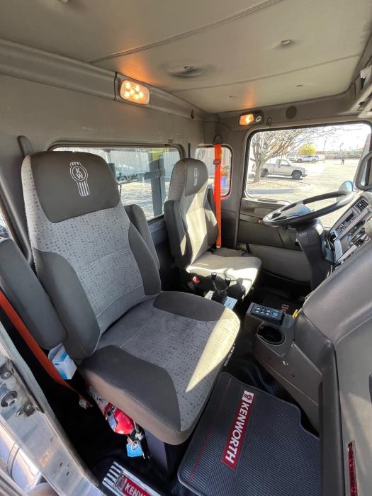 2016 Kenworth T440-16