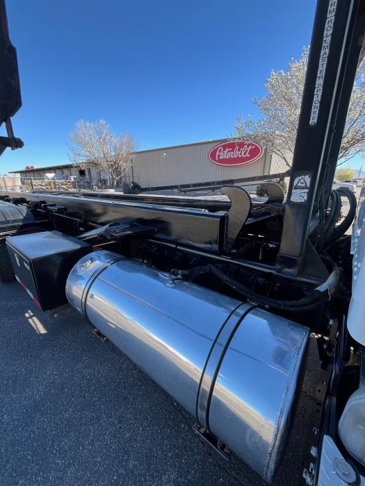 2016 Kenworth T440-20